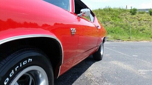 1969 Red Chevrolet Chevelle --