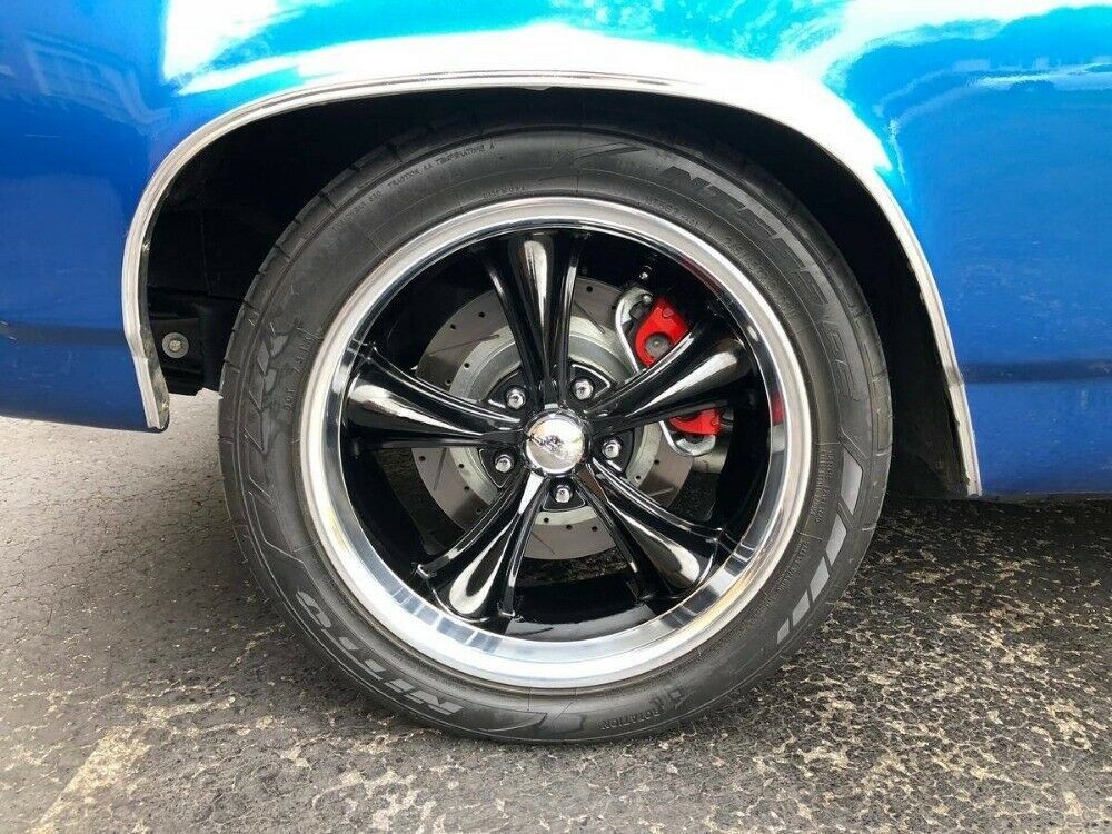 1969 Blue Chevrolet Chevelle Coupe