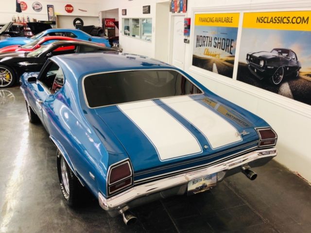 1969 Blue Chevrolet Chevelle Coupe