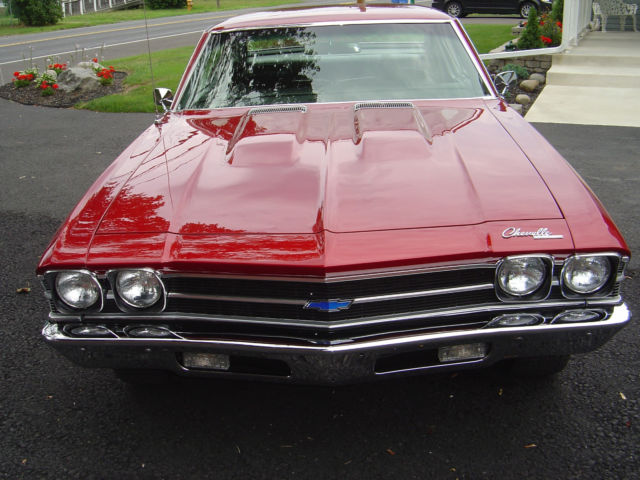1969 Red Chevrolet Chevelle Coupe