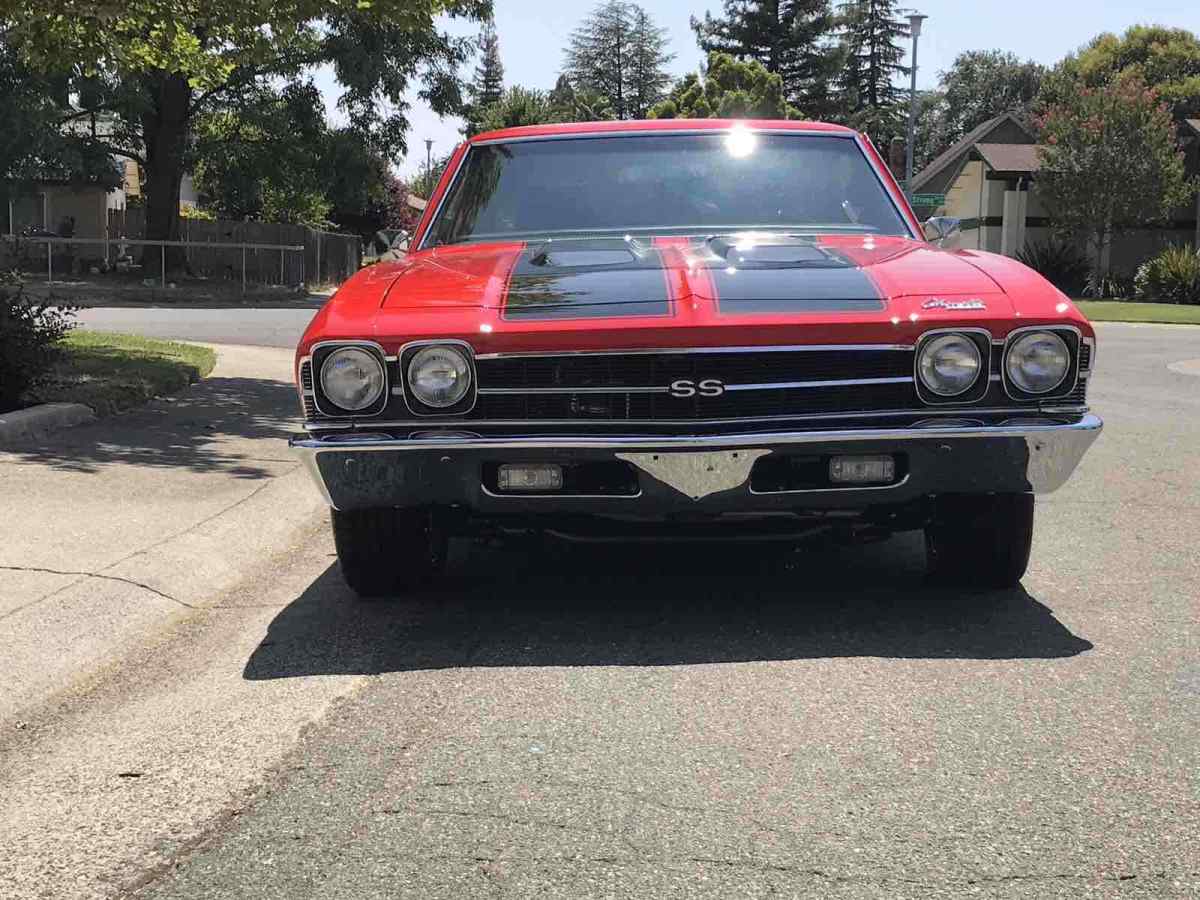 1969 Red Chevrolet Chevelle Coupe Coupe