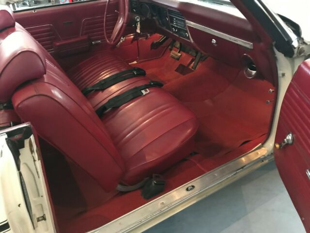 1969 White Chevrolet Chevelle Convertible