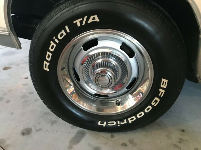 1969 White Chevrolet Chevelle Convertible