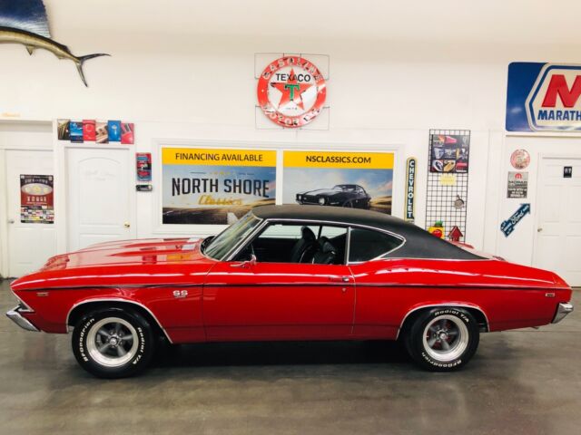 1969 Red Chevrolet Chevelle 2 Door