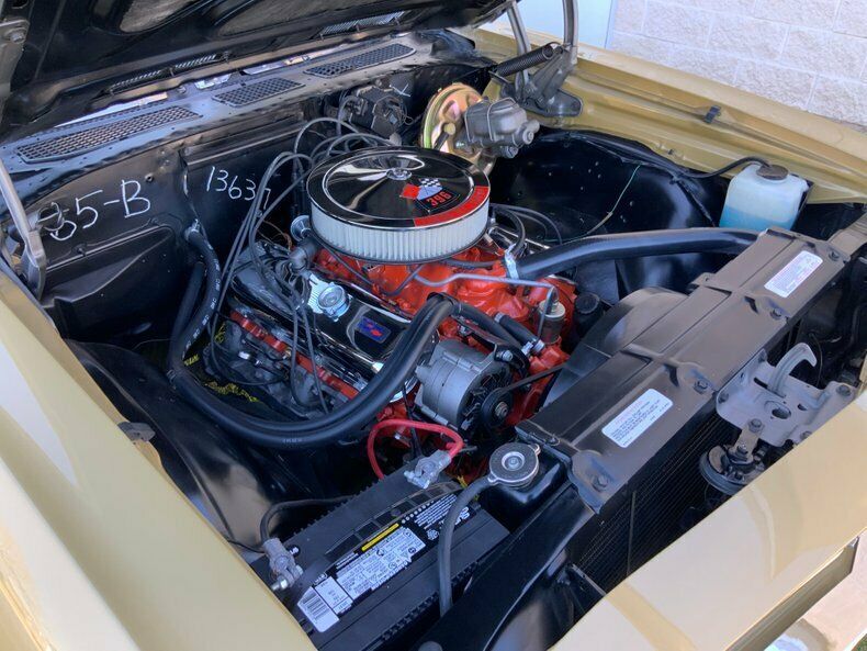 1969 Gold Chevrolet Chevelle Hardtop