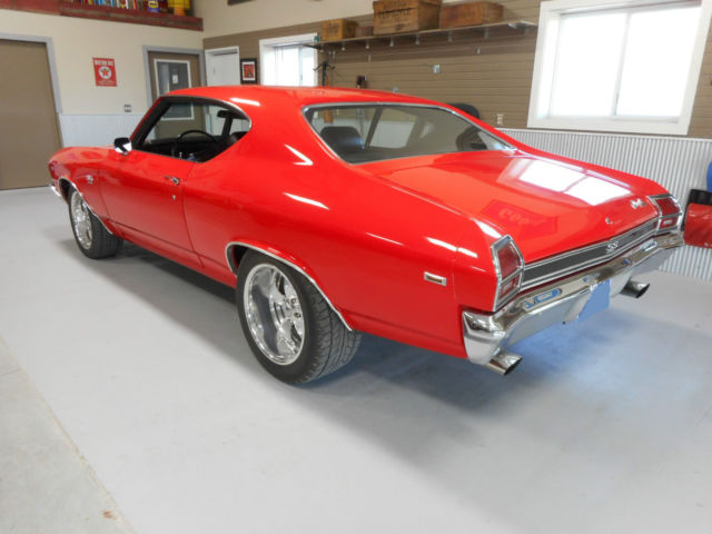 1969 Red Chevrolet Chevelle Coupe