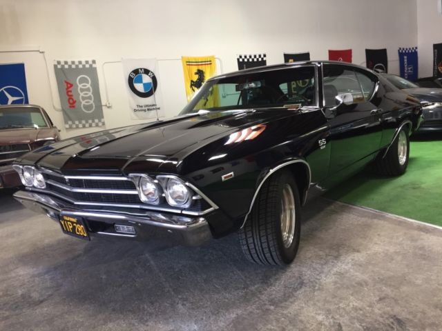 1969 Black Chevrolet Chevelle Coupe