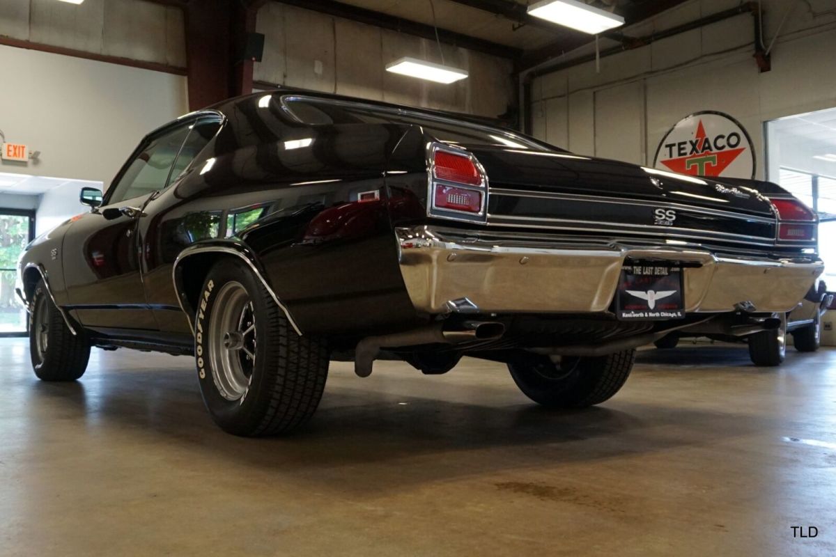 1969 Black Chevrolet Chevelle Coupe