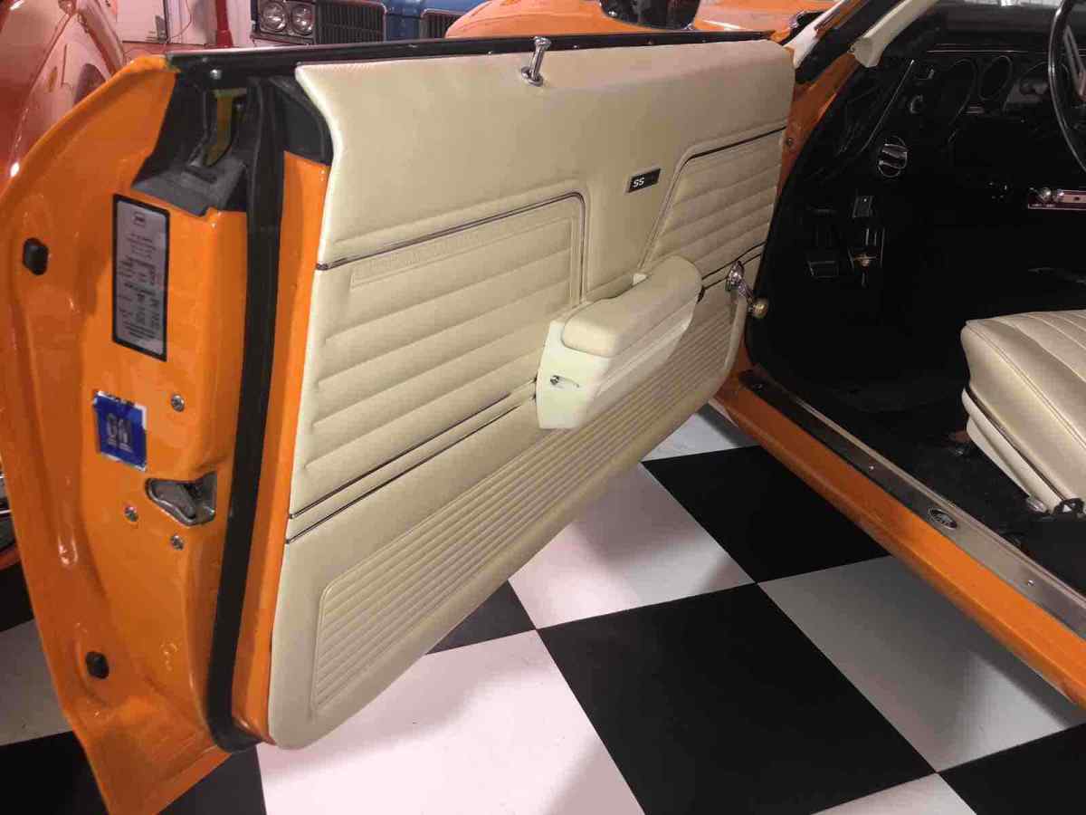 1969 Orange Chevrolet Chevelle SS