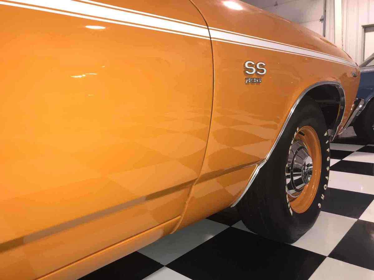 1969 Orange Chevrolet Chevelle SS