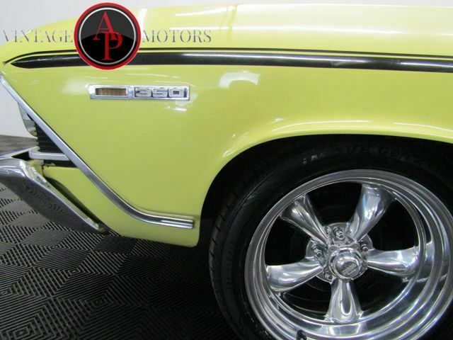 1969 Yellow Chevrolet Chevelle --