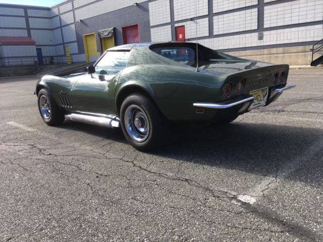 1969 Green Chevrolet Corvette Coupe