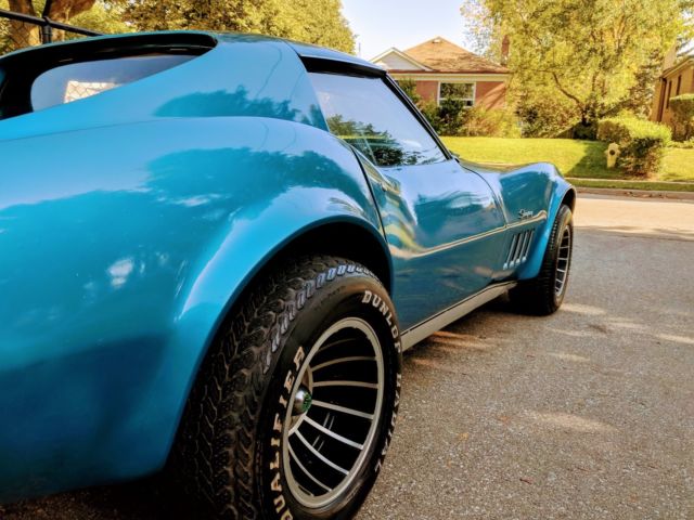 1969 Blue Chevrolet Corvette Coupe