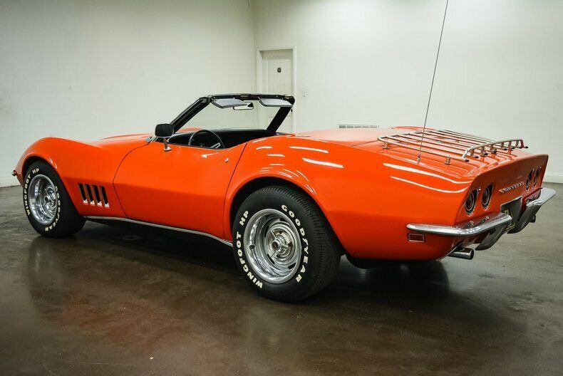 1969 Red Chevrolet Corvette --