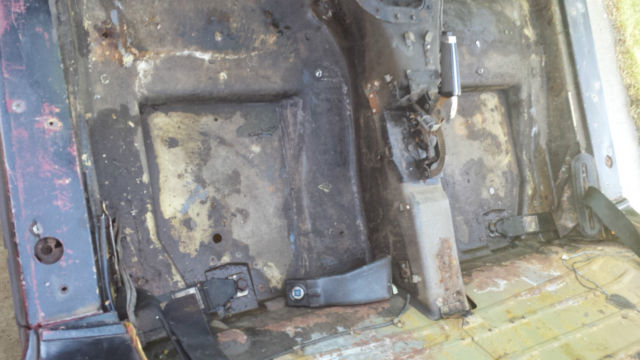 1969 Gold Chevrolet Corvette Coupe