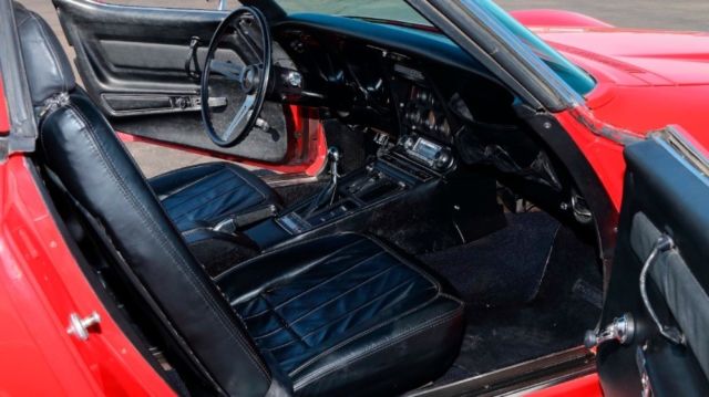 1969 Yellow Chevrolet Corvette Coupe