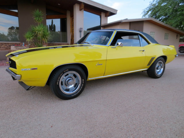 19690000 Yellow Chevrolet Camaro Coupe