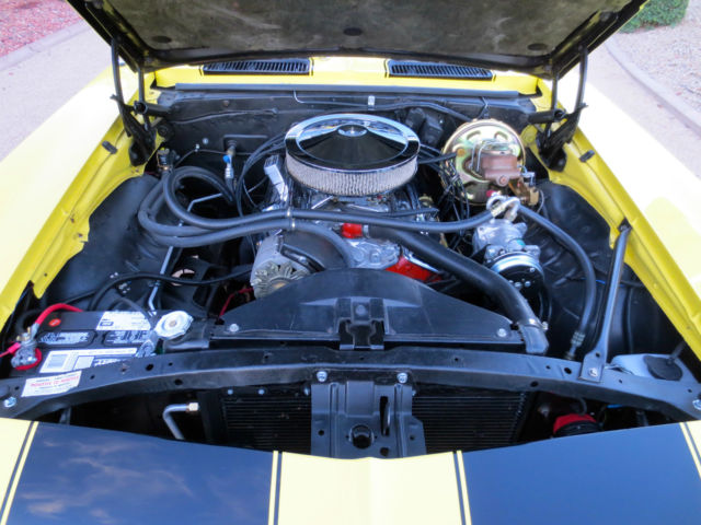 19690000 Yellow Chevrolet Camaro Coupe