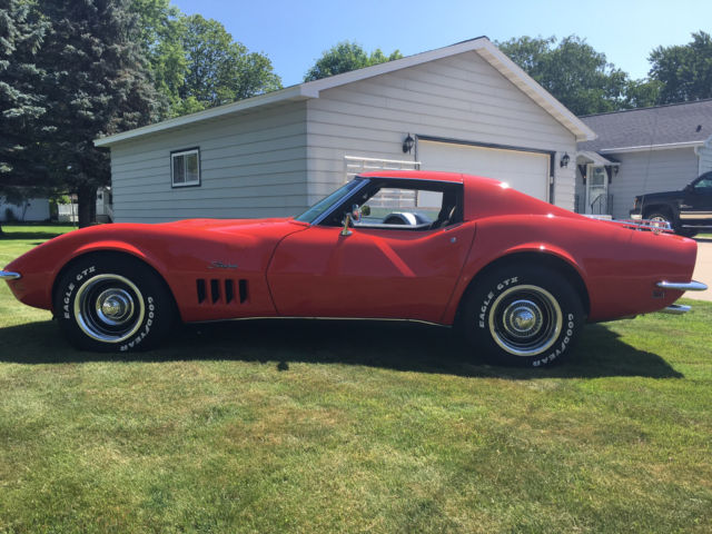 1969 Orange Chevrolet Corvette Coupe
