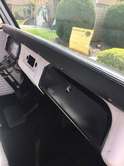 1969 White Chevrolet G10 Van