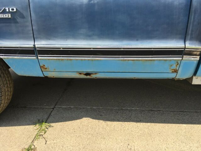 1969 Blue Chevrolet C-10 Standard Cab Pickup