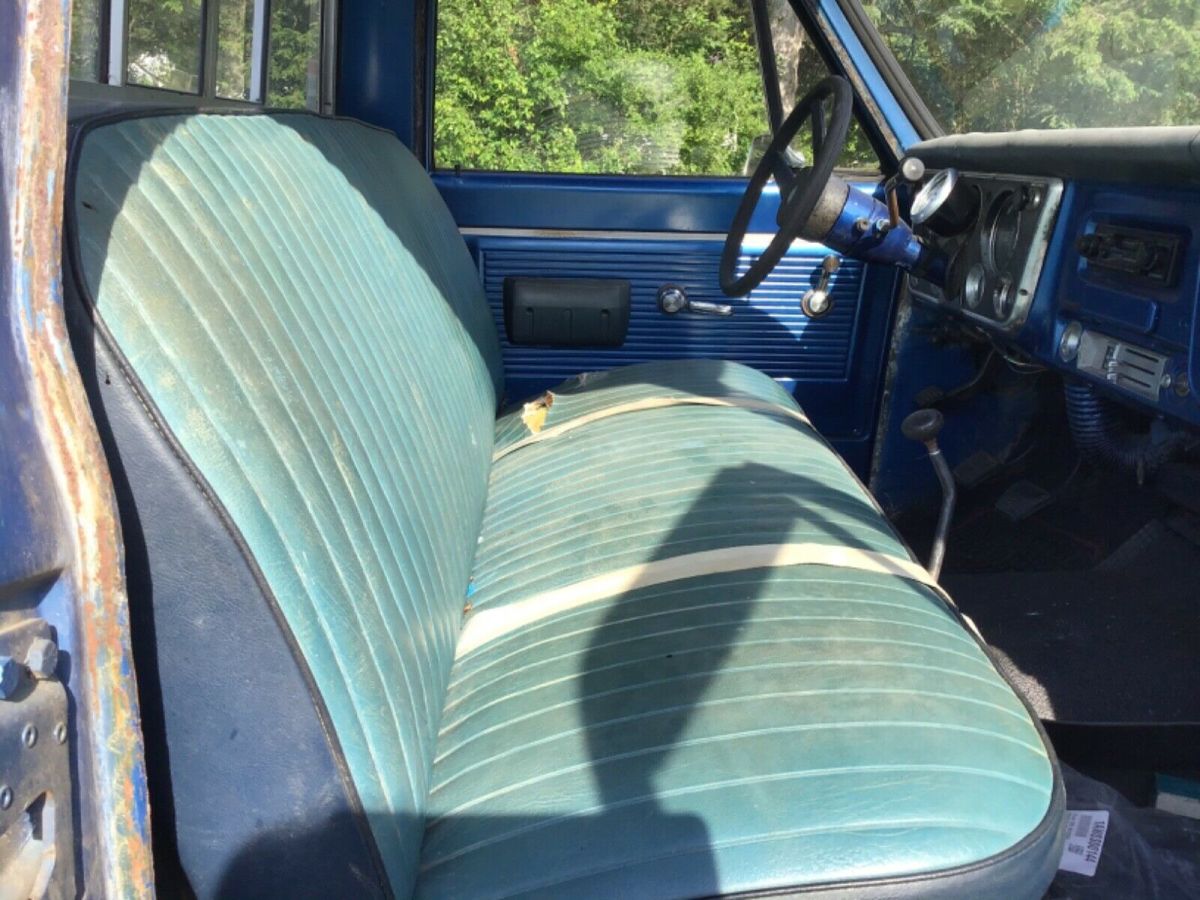 1969 Blue Chevrolet C10/K10 Pickup