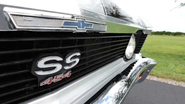 1969 Silver Chevrolet Nova