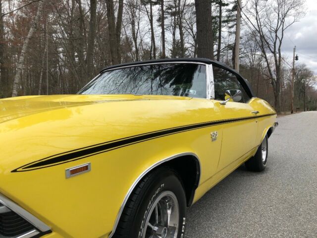 1969 Yellow Chevrolet Chevelle Convertible