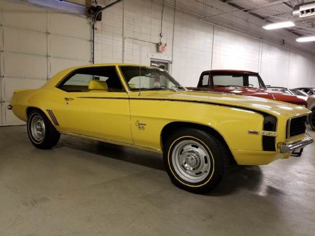 1969 Yellow Chevrolet Camaro Coupe