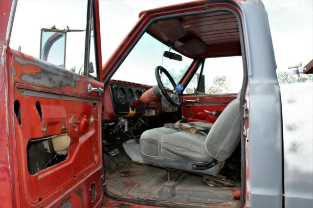 1969 Chevrolet C/K Pickup 2500