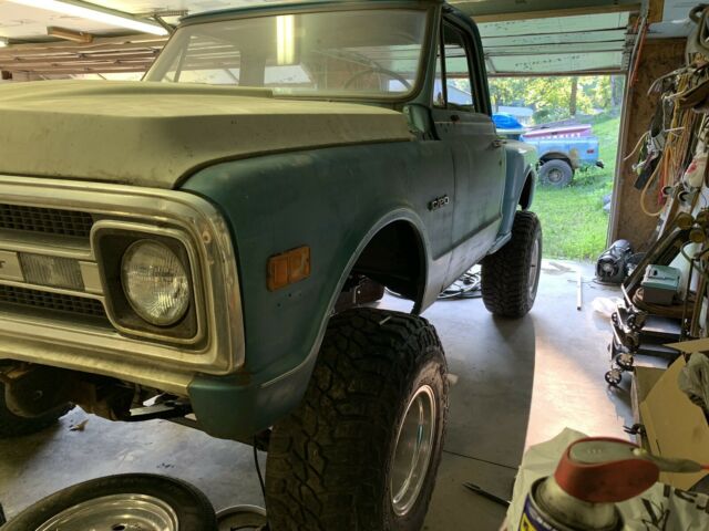 1969 Chevrolet C/K Pickup 2500