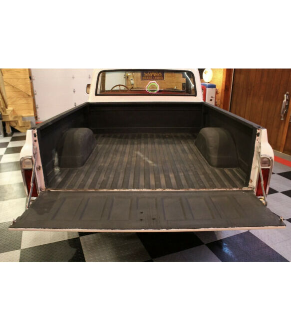 1969 White Chevrolet C-10 Standard Cab Pickup