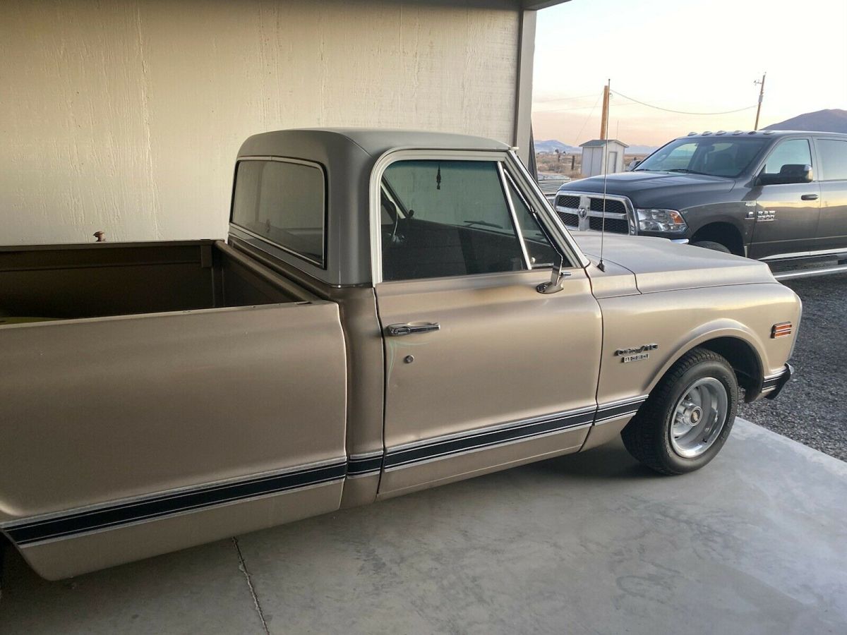 1969 Tan Chevrolet C-10 Standard Cab Pickup