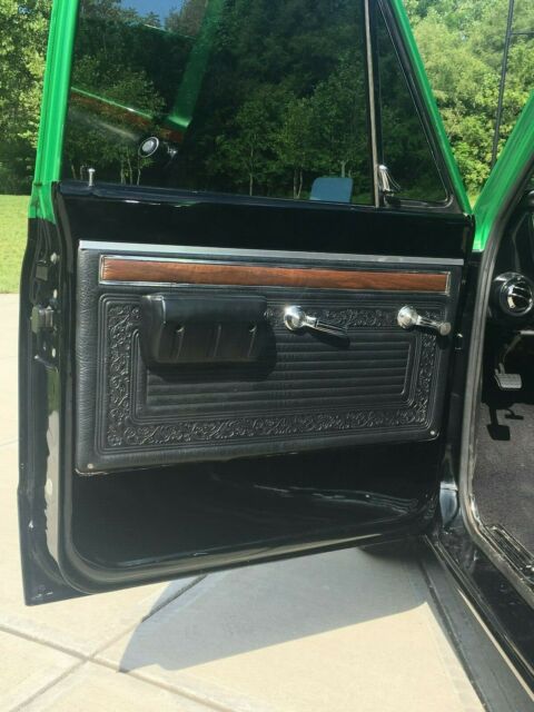 1969 Green Chevrolet C-10 Standard Cab Pickup