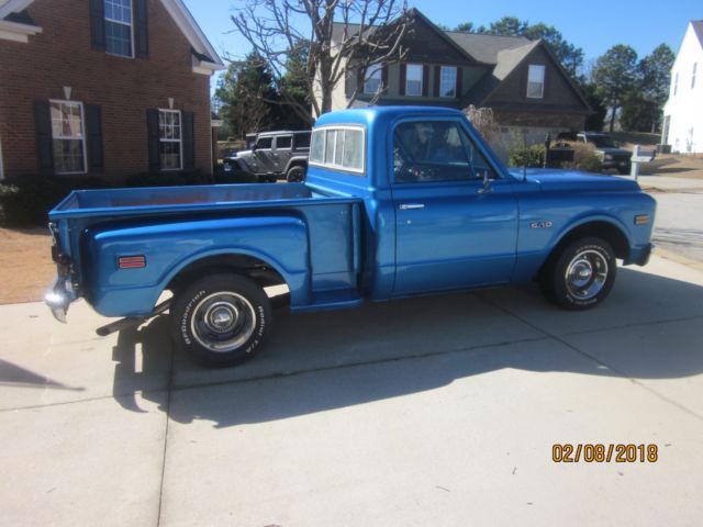 1969 Blue Chevrolet C-10 Standard Cab Pickup