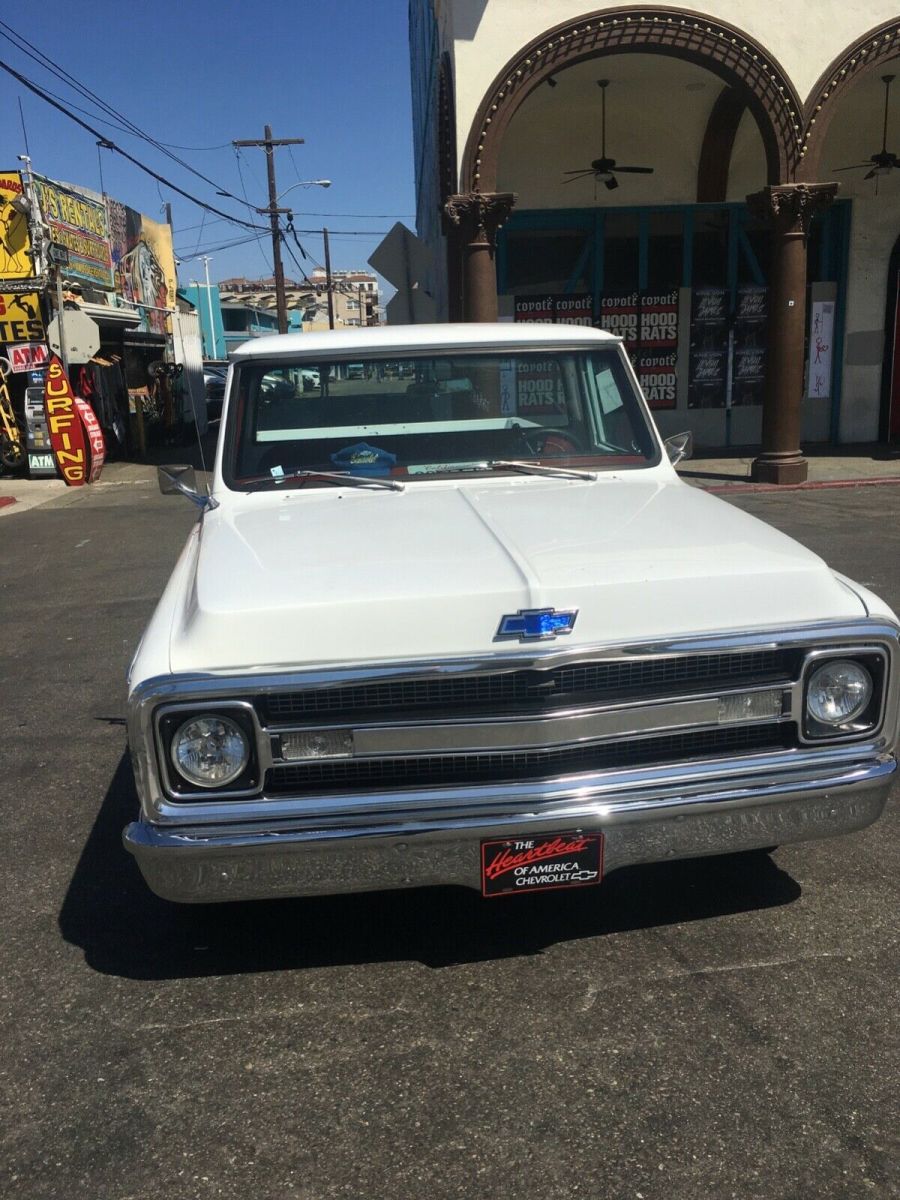 1969 White Chevrolet C-10