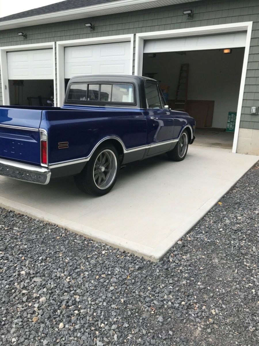 1969 Blue Chevrolet C-10 Cab & Chassis