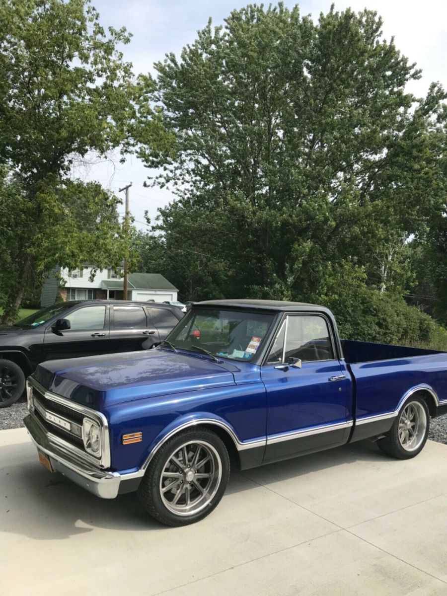 1969 Blue Chevrolet C-10 Cab & Chassis
