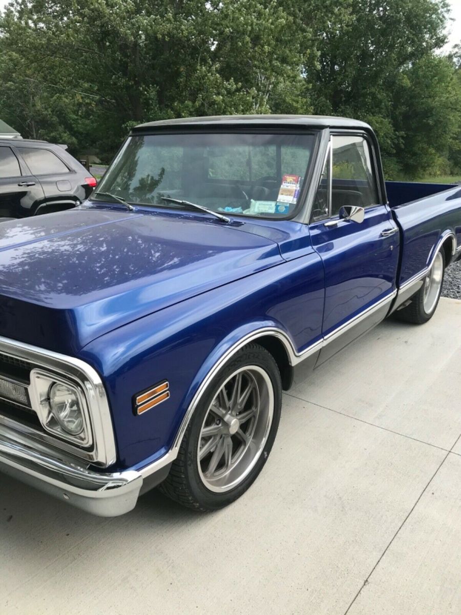 1969 Blue Chevrolet C-10 Cab & Chassis