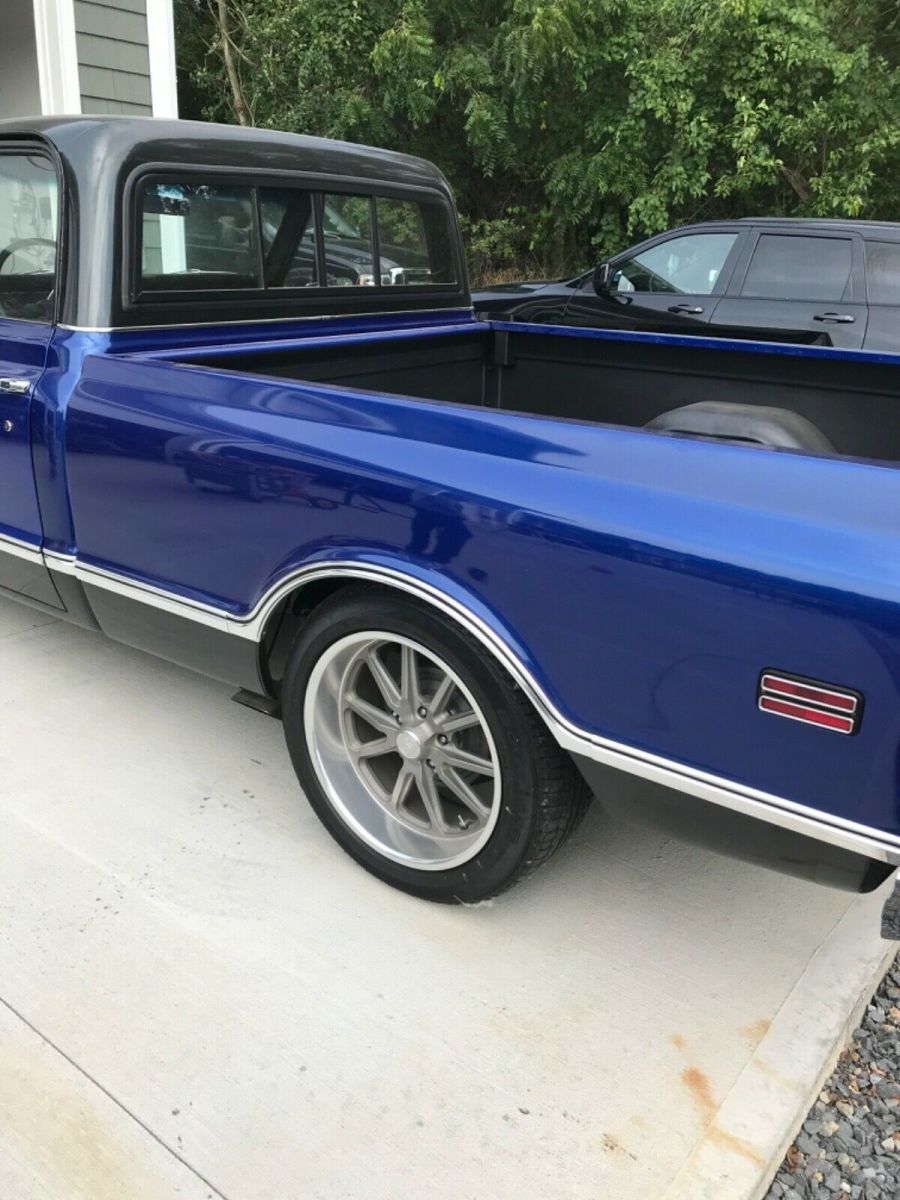 1969 Blue Chevrolet C-10 Cab & Chassis