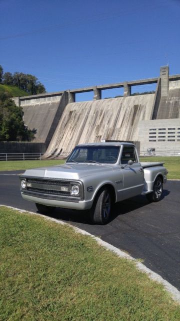 1969 Chevrolet C-10 Truck