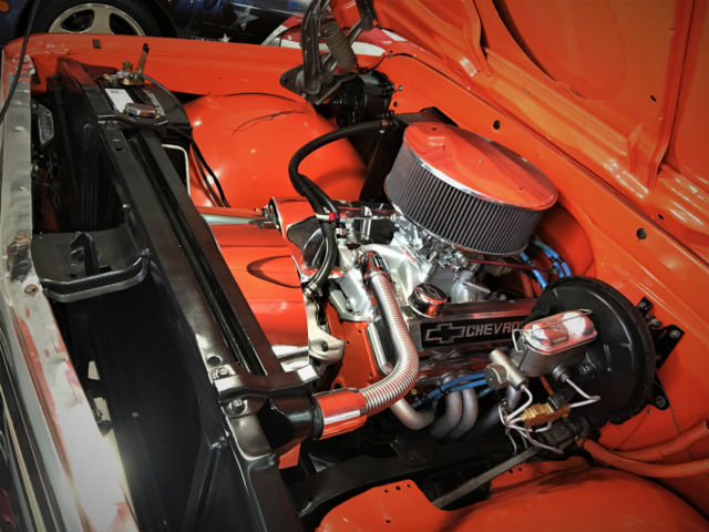 1969 Orange Chevrolet C-10 Short Bed 