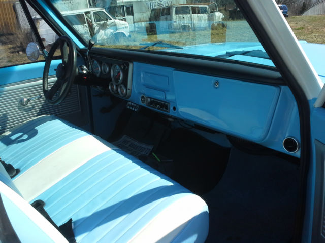 1969 Blue Chevrolet C-10 Standard Cab Pickup