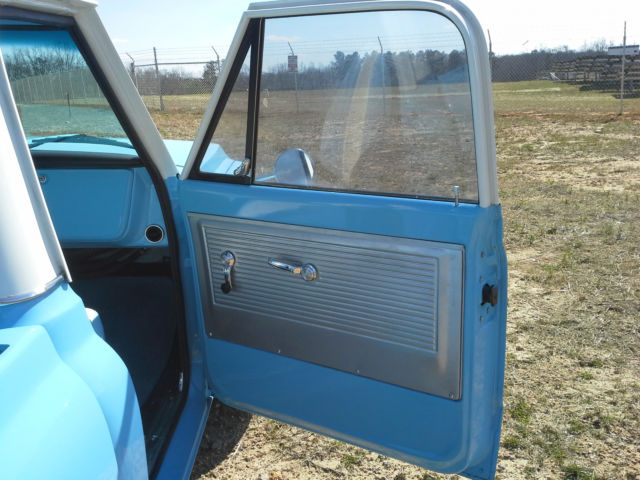 1969 Blue Chevrolet C-10 Standard Cab Pickup