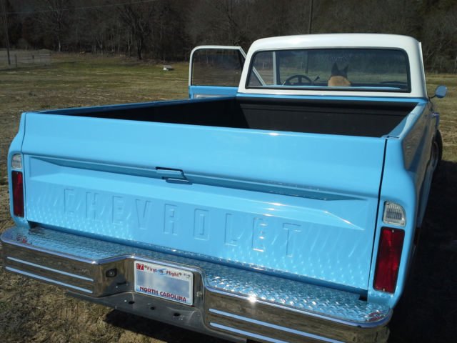 1969 Blue Chevrolet C-10 Standard Cab Pickup