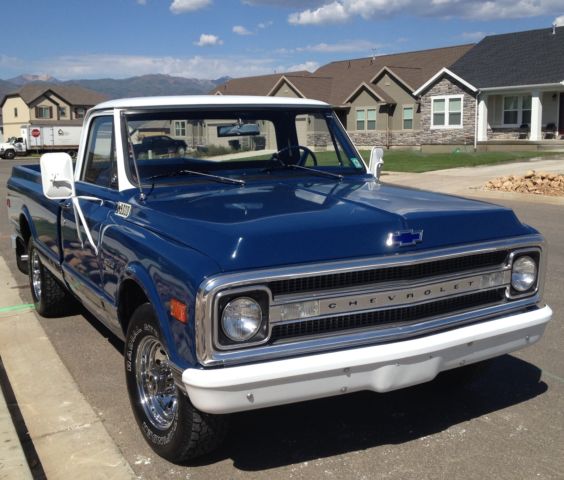 1969 Blue Chevrolet C/K Pickup 2500