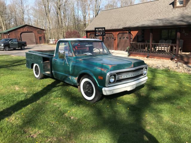 1969 Green Chevrolet C-10
