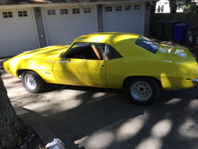 1969 76 Corvette Yellow Chevrolet Camaro Coupe