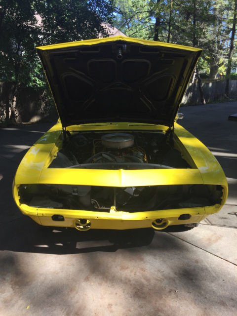 1969 76 Corvette Yellow Chevrolet Camaro Coupe