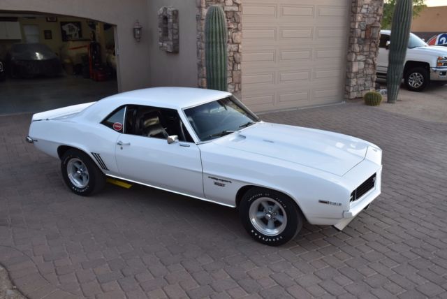 1969 White Chevrolet Camaro 2Dr Sport Coupe RS